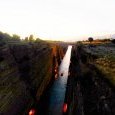 Le canal de Corinthe au petit matin